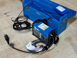 lot 13 image: Miller Spectrum 375 X-Treme Dual Voltage Input Plasma Cutting System with Case