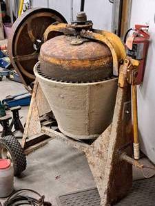 lot 1 image: Cement Mixer