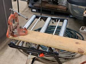 lot 232 image: Ridgid No. 21 Pipe Vice