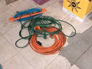 lot 241 image: Lot of (3) Extension Cords