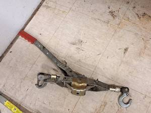 lot 300 image: Cable WinchPuller