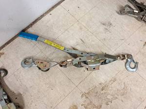 lot 301 image: Cable WinchPuller