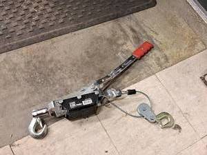 lot 303 image: Cable WinchPuller