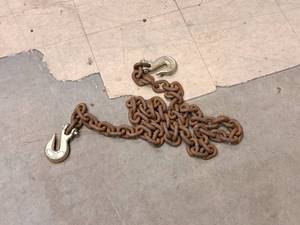 lot 317 image: 6-12 Chain with 2-Hook Ends