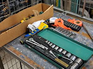lot 341 image: Lot of (1 Box) Hand Tools - Sockets, Tape Measure, Drivers