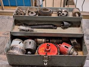 lot 348 image: 14 Metal Tool Box with Boring Bits