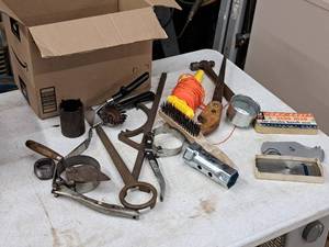 lot 352 image: Lot of (1 Box) Hand Tools - Hammers, Saws, Filter Wrenches