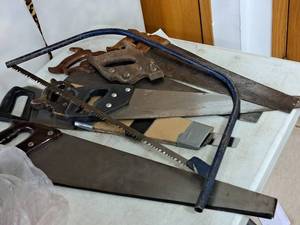 lot 376 image: Lot of (7) Assorted Hand Saws, Extra Handle