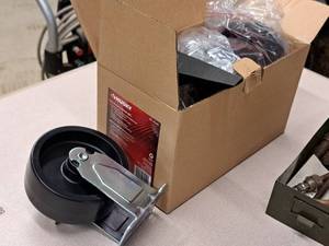 lot 353 image: Husky Caster Wheel Set 4-piece