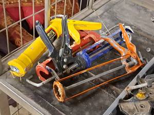 lot 377 image: Lot of (4) Caulk Guns