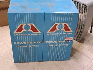 lot 426 image: Metal Storage Cabinet 2-door
