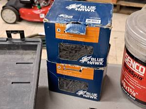 lot 445 image: Lot of (2 Boxes) Blue Hawk 1-58 Drywall Screws