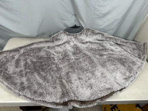 New Super Soft Faux Fur Christmas Tree Skirt
