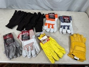 Assorted New Work Gloves