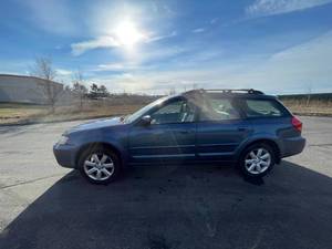 lot 28 image: 2006 Subaru Outback 2.5I Limited -  AWD