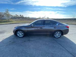 lot 120B image: 2016 Infiniti Q50 3.0T Premium - AWD - 2 OWNERS