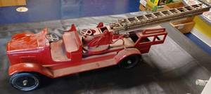 lot 1 image: Vintage Buddy L Firetruck 29-inches Long, front of the truck to the end of the retracted ladder is 38.5-inches (Missing Rope to Extend Ladder)