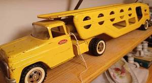 lot 43 image: Vintage Tonka Car Carrier - Made in Mound, Minn. In Original Condition
