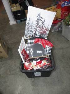 lot 142 image: Large Tote FULL of Christmas DecorItems