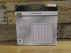 lot 103 image: Defiant Wireless or Wired Doorbell Chime, White Bead Board Finish