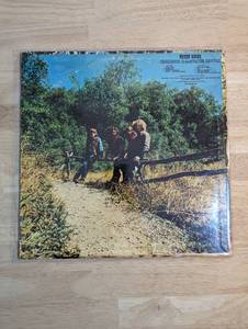 lot 22 image: Creedence Clearwater Revival - Fantasy 8393 - 1971 - Vinyl