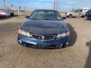lot 11 image: 2003 Pontiac Bonneville