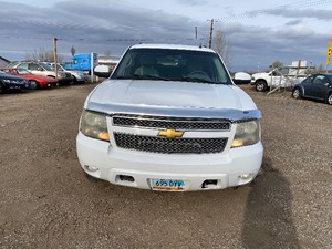 lot 10 image: 2007 Chevrolet Tahoe