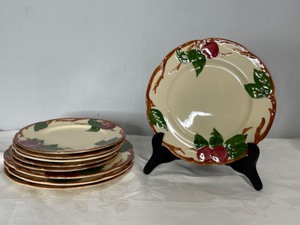 lot 22 image: Franciscan Apple Plates