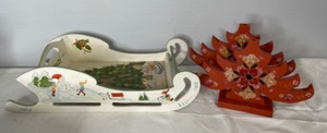 lot 85 image: Rosemaling Christmas Sleigh & Tree Candleholders Set of 2