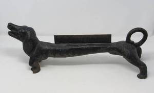lot 28 image: Vintage Cast Iron Dachshund Boot Scraper.