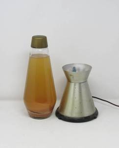 lot 60 image: Vintage 70s Lava lamp  starlight silver