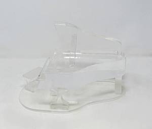 lot 95 image: Acrylic lucite Grand piano sculptural figurine