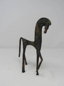 lot 123 image: Flat-Out Fabulous MCM Brutalist Etruscan Horse Figurine