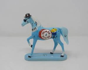 lot 127 image: Trail of painted ponies horse of blues figurine by gary jameson