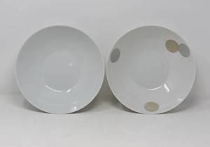 lot 145 image: 2 Rosenthal raymond loewy coins vegetable serving bowls