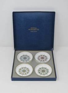 lot 150 image: 4 Royal Worcester hand painted porcelain coasters or nut tidbit tray dishes