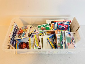 lot 55 image: 300 Sports Cards Bin #3