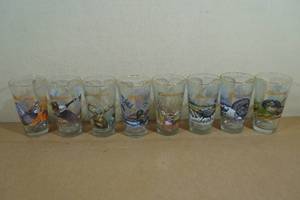 8 Budweiser Wildlife Collectors Pint Glasses