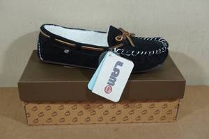 Lamo Womens Britain Moc II Moccasins -Size 8, Black