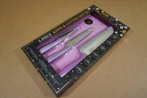 Thyme & Table 5-Piece Knife and Cutting Mat Set