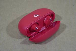 Beats Studio Buds -Red
