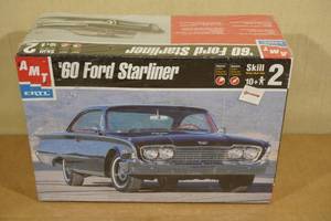 AMT 1960 Ford Starline 125 Model Car Kit