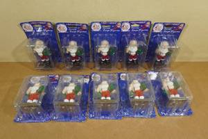 8 Elf on The Shelf Santa Figures