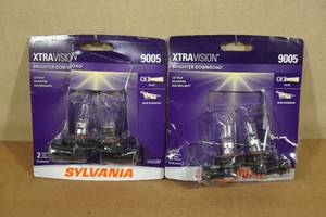 2 Sets Sylvania Xtravision Halogen Lamps 9005