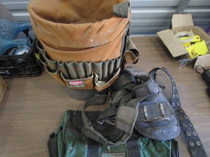 lot 65 image: Bucket Boss Liner, Tool Belt