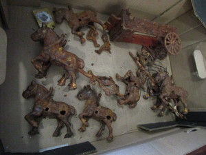 lot 87 image: Cast Wagon & Team