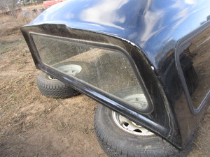 lot 117 image: Pickup Topper