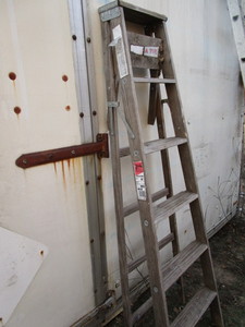 lot 97 image: Wooden Step Ladder