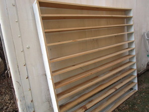 lot 98 image: Pantry Shelf