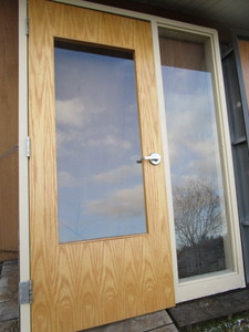 lot 118 image: Commercial Door & Frame